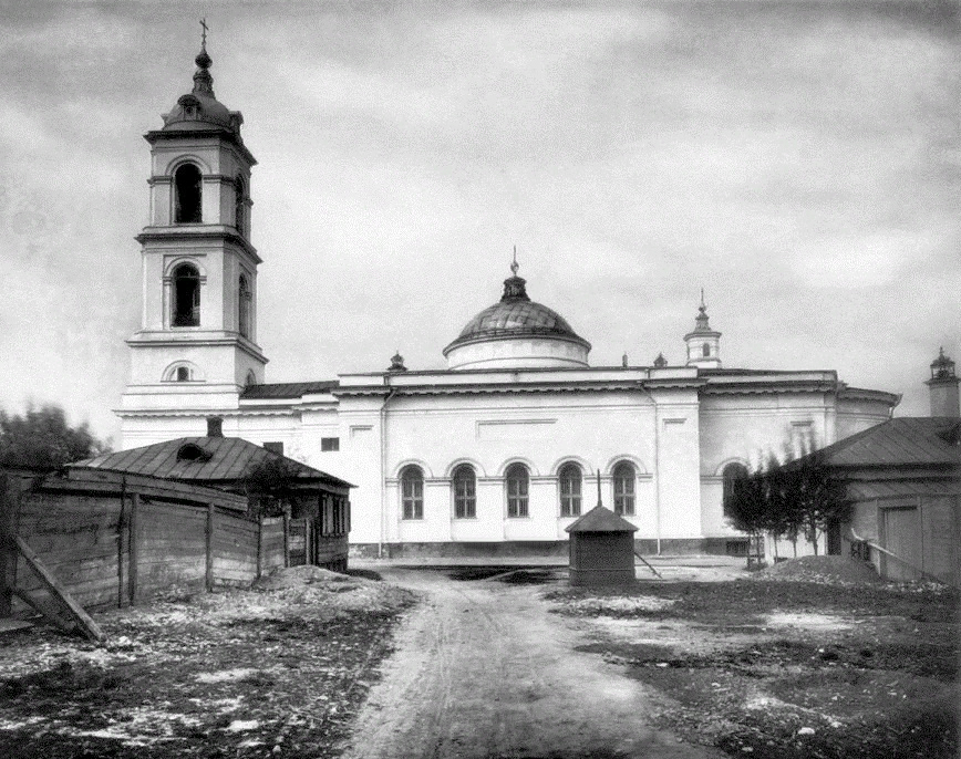 Церковь Спаса Преображения в Наливках (Спасо-Наливковская церковь). Построена в 1642 году, снесена в 1929 году