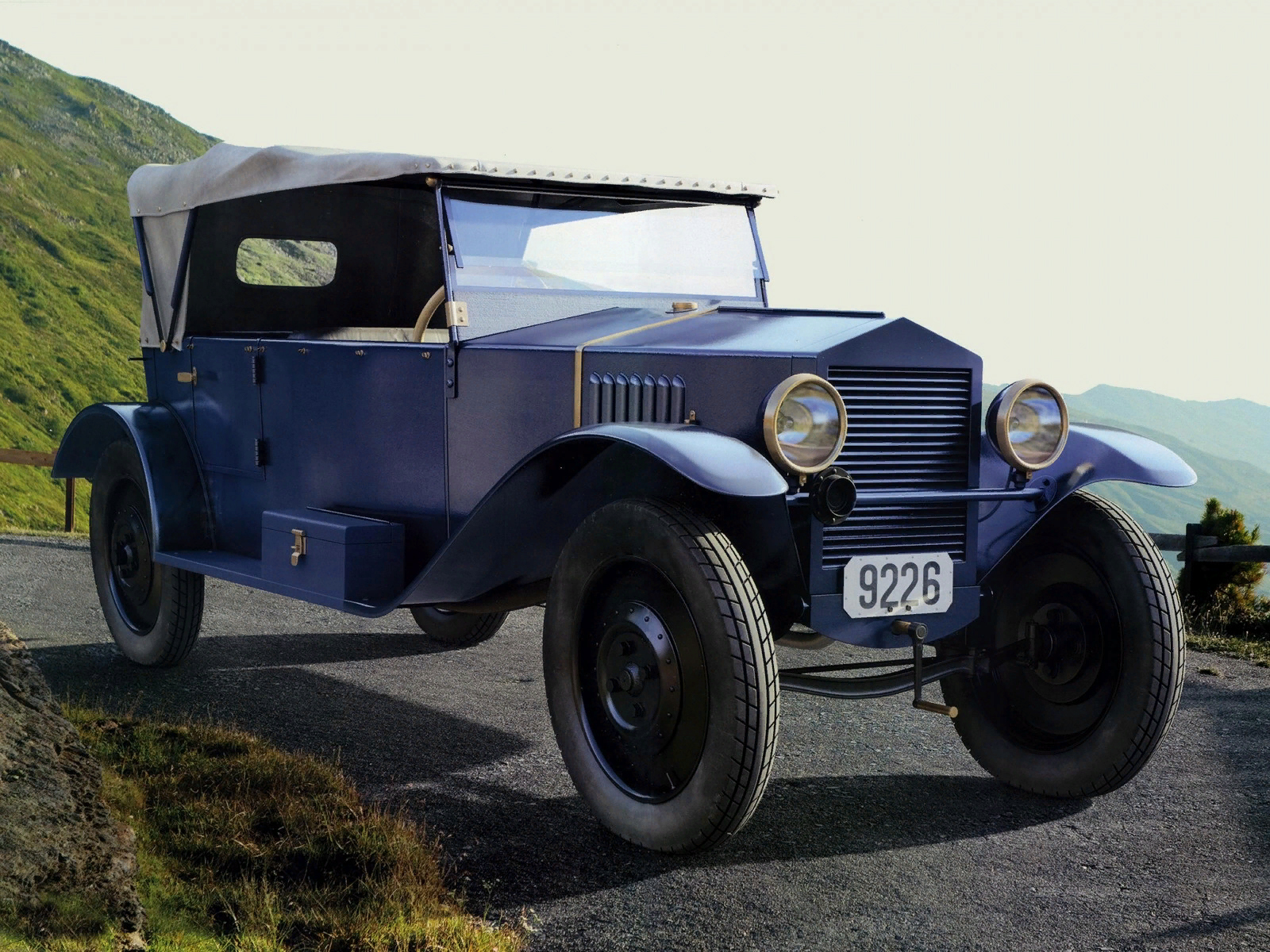 НАМИ-1 — первый легковой автомобиль, созданный в СССР. 1927 год